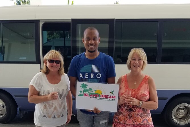 Round Trip Montego Bay Airport Taxi - Grand Palladium - Who should book this transfer?