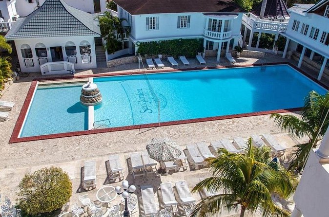 SeaGarden Beach Resort Private Airport Transfer - Finding your driver after immigration