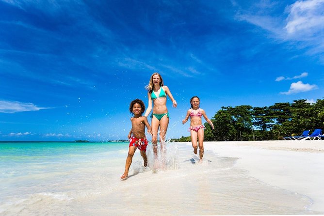 Seven Mile Beach and Ricks Cafe Private Tour. - Who should book this Montego Bay outing?