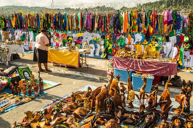 Sightseen tour and Souvenir shopping with private transportation in Montego Bay - The comfort of private, air-conditioned transport
