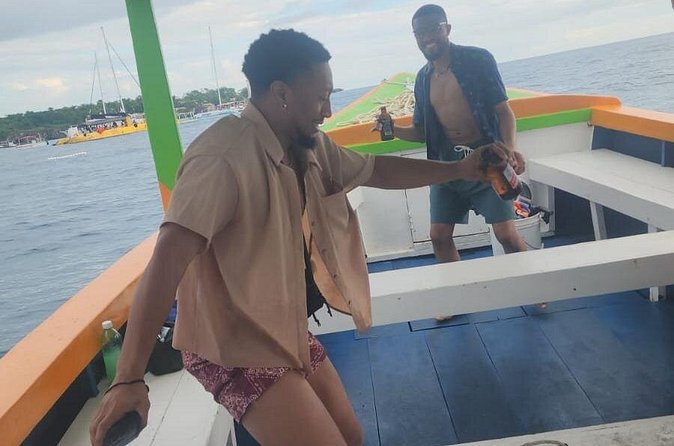 Sunset Booze Cruise in Negril - The 45-minute stop at Rick’s Cafe