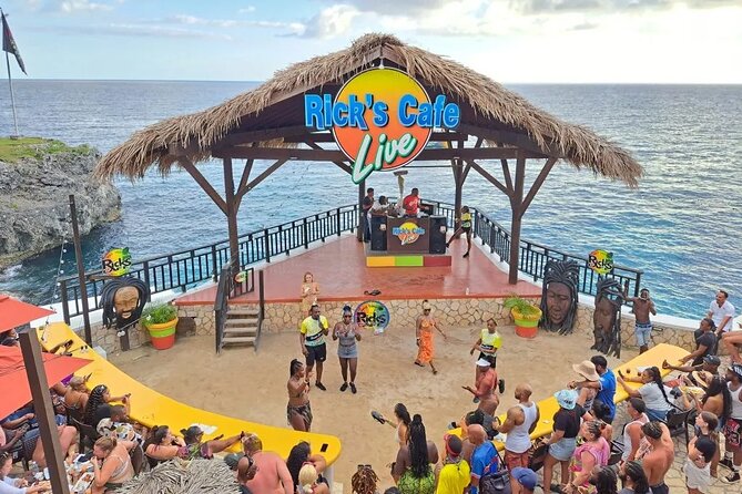 Tour to Negril 7 Miles Beach and Rick’s Cafe from Montego Bay - Rick’s Cafe and the West End cliffs