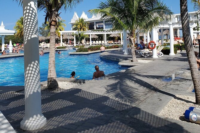 VIP Luxury Montego Bay Airport Transfer to Montego Bay/ Falmouth - Damion Ricketts and the value of local advice