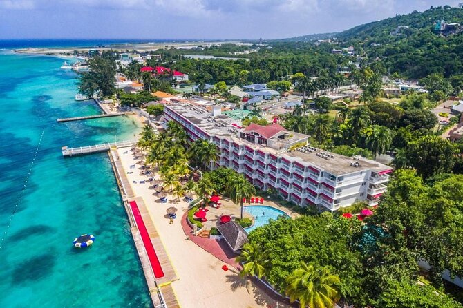 VIP Luxury Montego Bay Airport Transfer to Montego Bay/ Falmouth - Stops for snacks, supplies, and photos