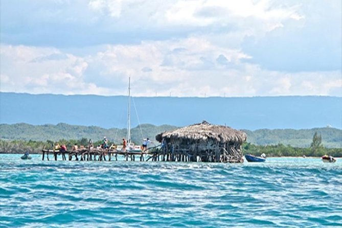 YS Falls and The Pelican Bar Adventure Tour from Negril - What to wear and what to carry